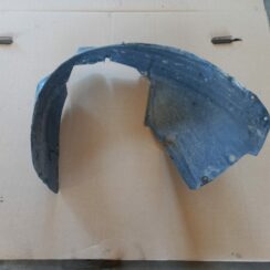 Aizmugurējais kreisais paspārns priekš AUDI A6 1998