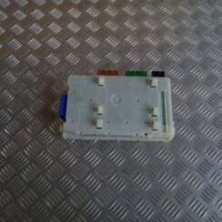 Drošinātāju relejas kaste priekš LAND ROVER FREELANDER 2007