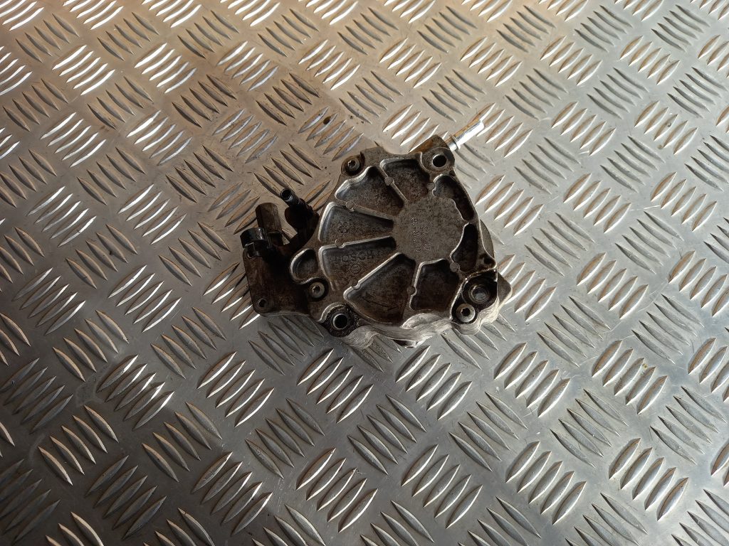 Vakuuma sūknis priekš LAND ROVER FREELANDER 2007 2 Vakuuma sūknis priekš LAND ROVER FREELANDER 2007