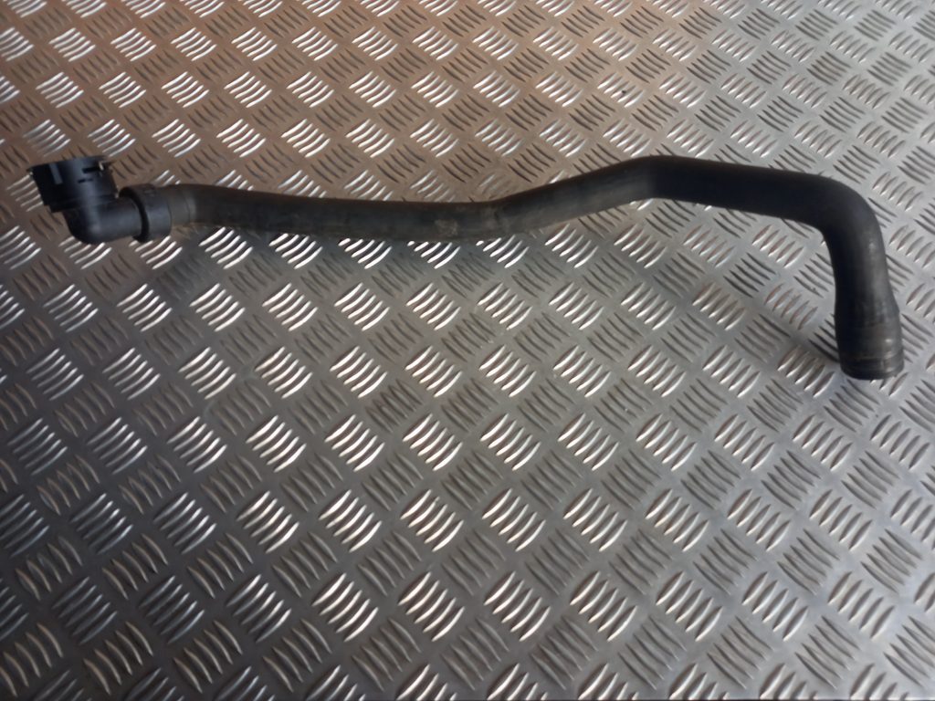 Dzesēšanas caurule priekš LAND ROVER FREELANDER 2007 1 Dzesēšanas caurule priekš LAND ROVER FREELANDER 2007