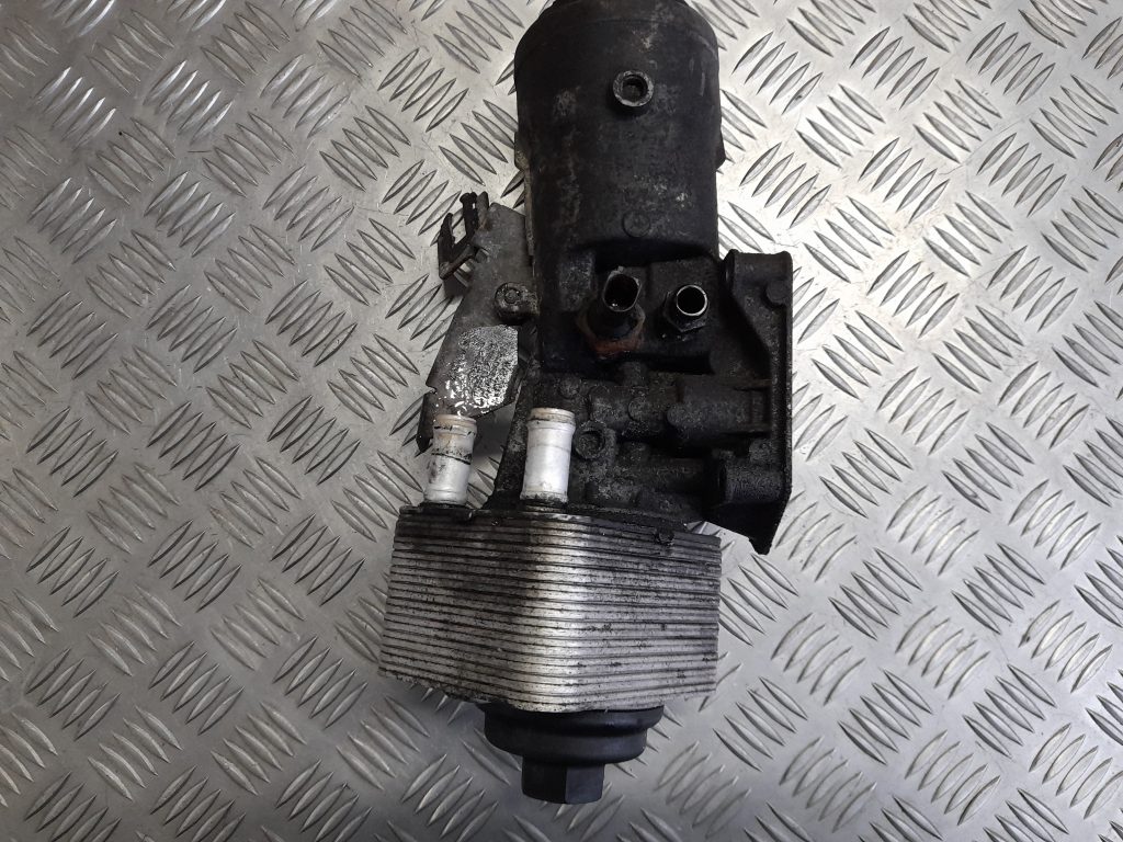 Eļļas radiators priekš DODGE JOURNEY 2008 3 Eļļas radiators priekš DODGE JOURNEY 2008