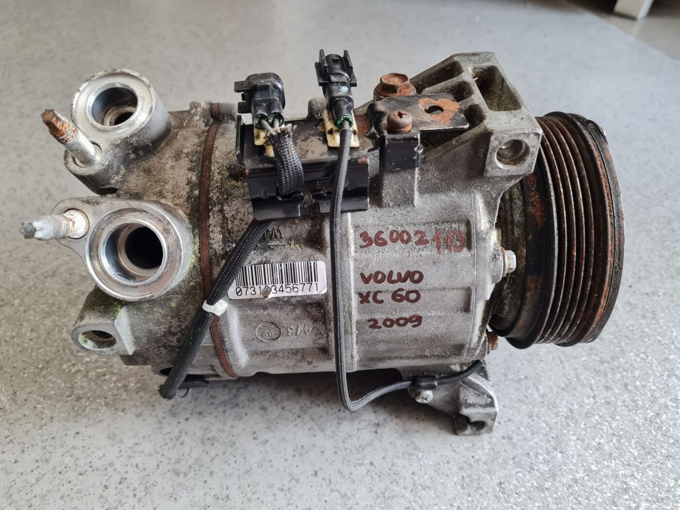 Gaisa kondicioniera kompresors priekš VOLVO XC60 2009 13 Gaisa kondicioniera kompresors priekš VOLVO XC60 2009