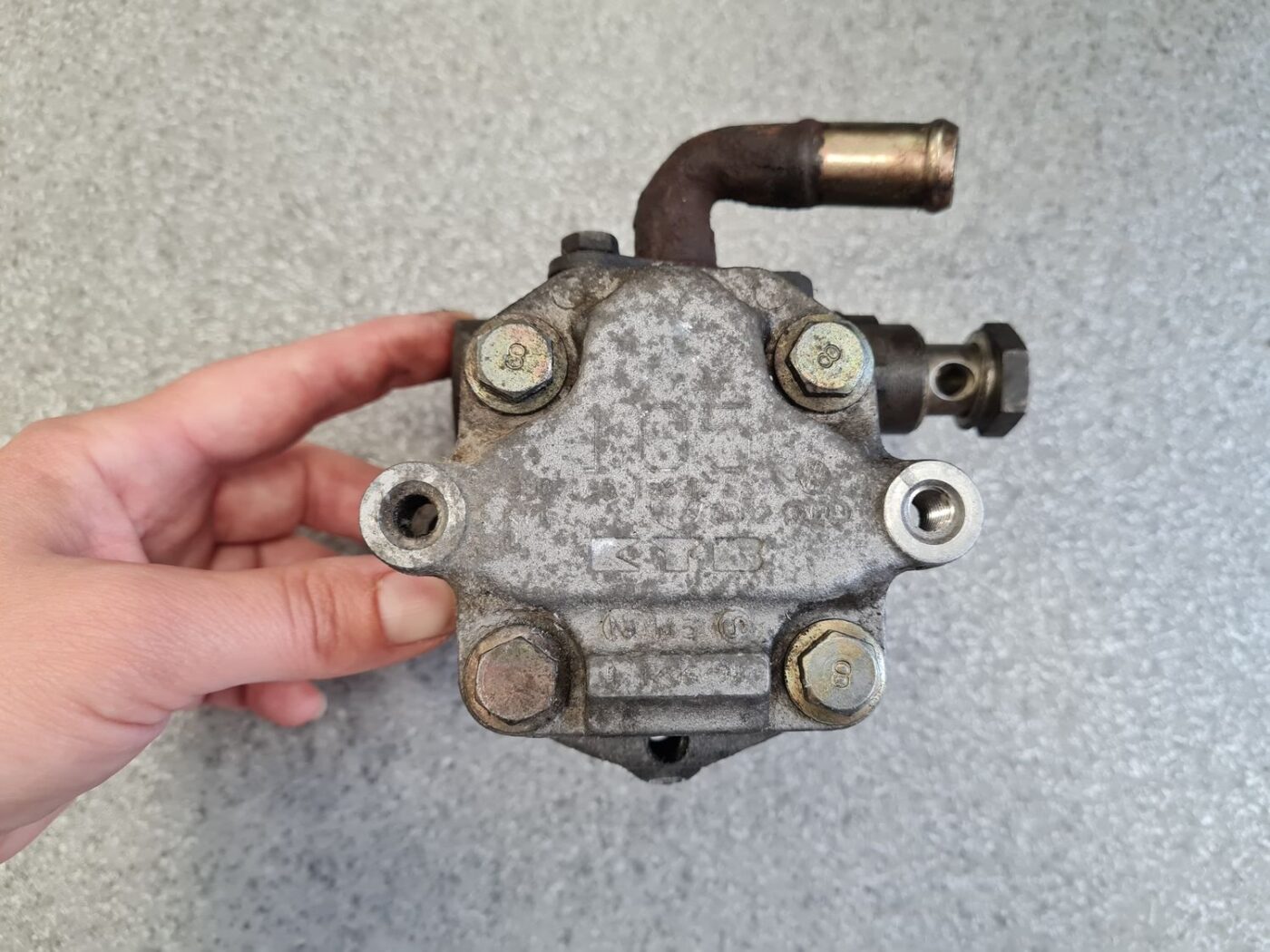 Hidrauliskais pastiprinātājs priekš AUDI A4 1996 5 Hidrauliskais pastiprinātājs priekš AUDI A4 1996