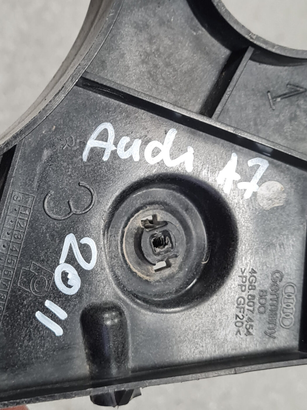 Aizmugurējā spārna un bufera stiprinājums priekš AUDI A7 2011 SPORTBACK 3 Aizmugurējā spārna un bufera stiprinājums priekš AUDI A7 2011 SPORTBACK