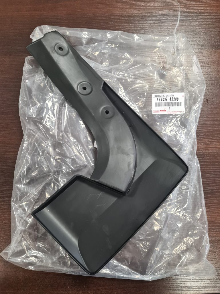 Aizmugurējais kreisais dubļusargs priekš Toyota RAV 2000-2005 7662642200 3 Aizmugurējais kreisais dubļusargs priekš Toyota RAV 2000-2005 7662642200