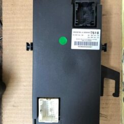 Komforta vadības bloks priekš RENAULT ESPACE IV 2006