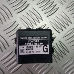 Gaismas vadības bloks priekš TOYOTA AVENSIS 2004