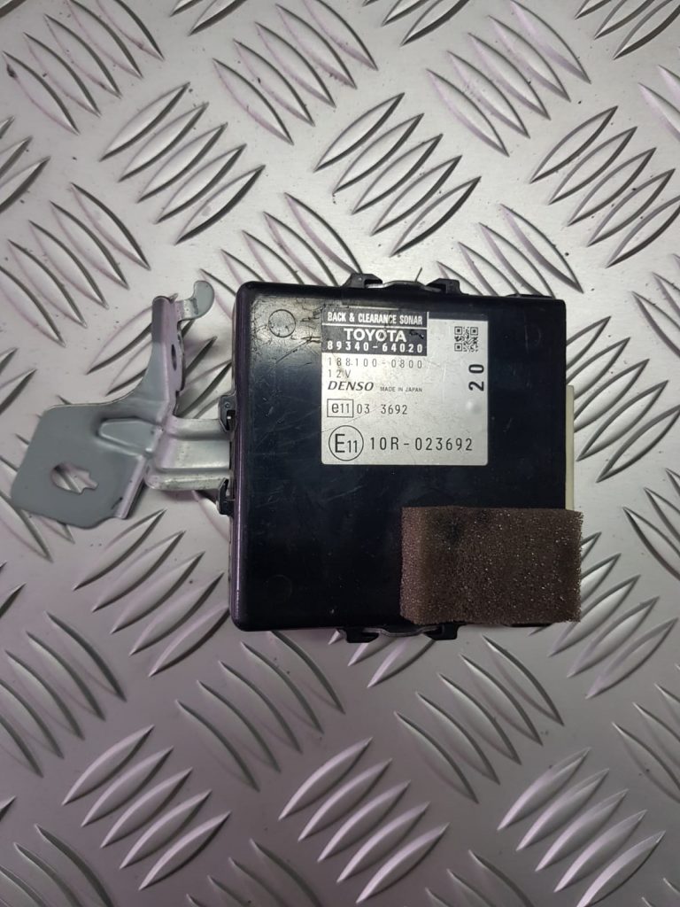 Parkošanās devēju vadības bloks priekš TOYOTA COROLLA VERSO 2009 1 Parkošanās devēju vadības bloks priekš TOYOTA COROLLA VERSO 2009