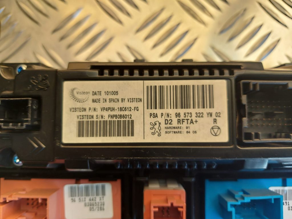 Klimata kontroles bloks priekš PEUGEOT 407 2006 2 Klimata kontroles bloks priekš PEUGEOT 407 2006