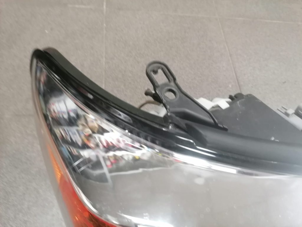 Priekšējais labais lukturis priekš Toyota Land Cruiser 2013- 8114560F30 5 Priekšējais labais lukturis priekš Toyota Land Cruiser 2013- 8114560F30