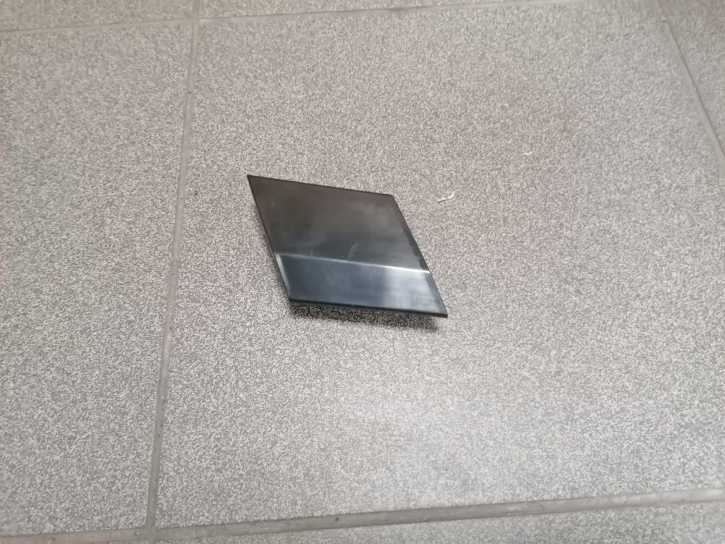 Priekšēja luktura vāks priekš Volvo 2012- 21413734 1 Priekšēja luktura vāks priekš Volvo 2012- 21413734