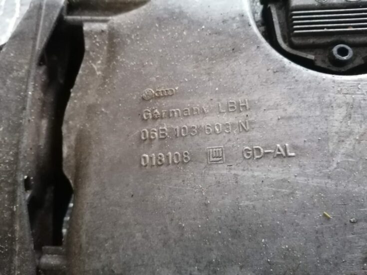 Dzinēja karteris priekš AUDI A4 2004