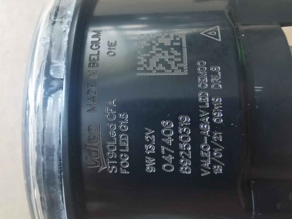 Miglas lukturis priekšā pa kreisi priekš Peugeot 308 2013-2021 6 Miglas lukturis priekšā pa kreisi priekš Peugeot 308   2013-2021