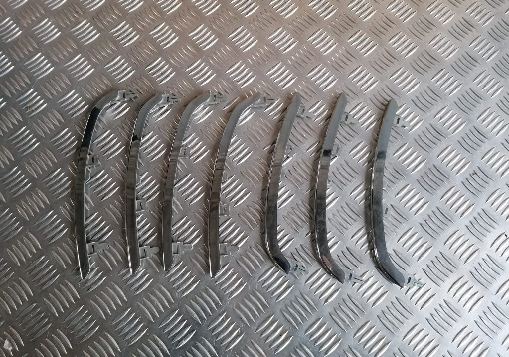 Restes uzlikas komplekts priekš TOYOTA LC150 2009 1 Restes uzlikas komplekts priekš TOYOTA LC150 2009