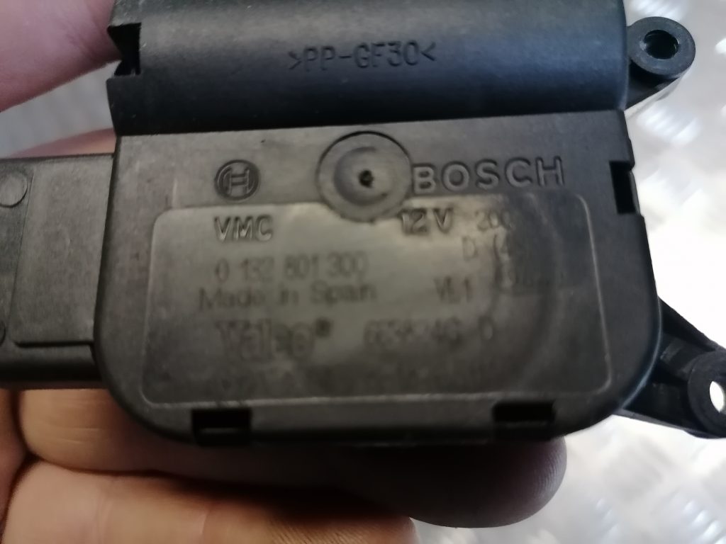 Apsildes sistēmas aktuators priekš AUDI A4 2007 2 Apsildes sistēmas aktuators priekš AUDI A4 2007