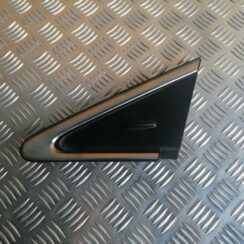 Priekšējo kreiso durvju moldings priekš TOYOTA AVENSIS 2012