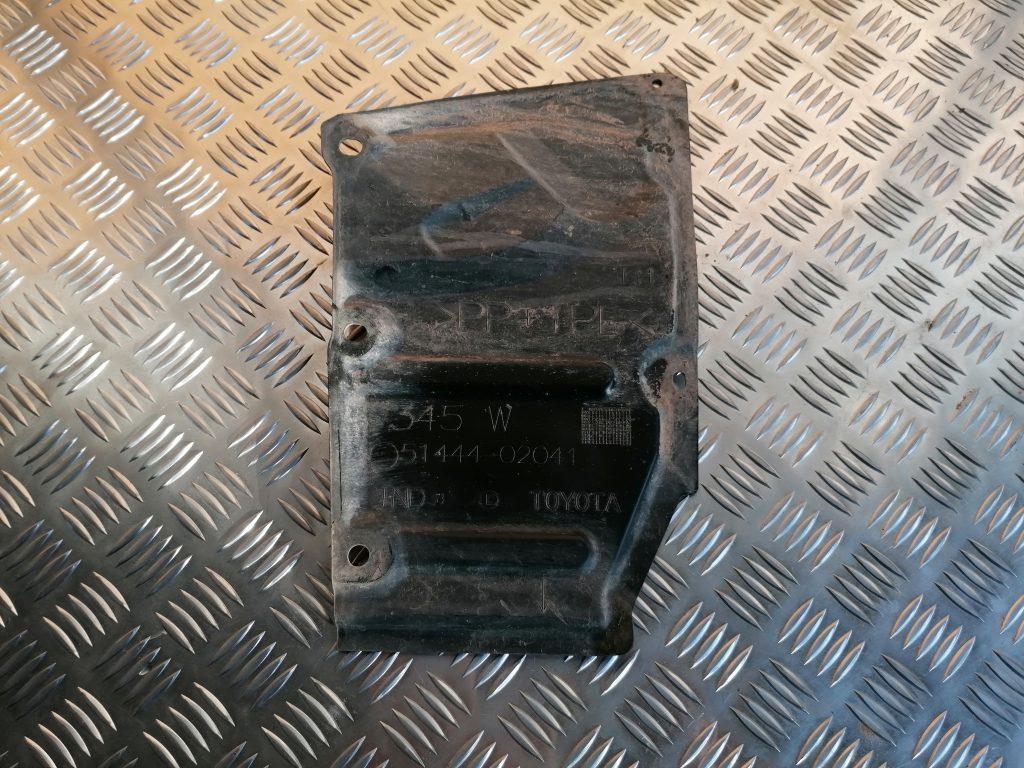 Dzinēja aizsargdaļas priekš TOYOTA AVENSIS 2012 1 Dzinēja aizsargdaļas priekš TOYOTA AVENSIS 2012