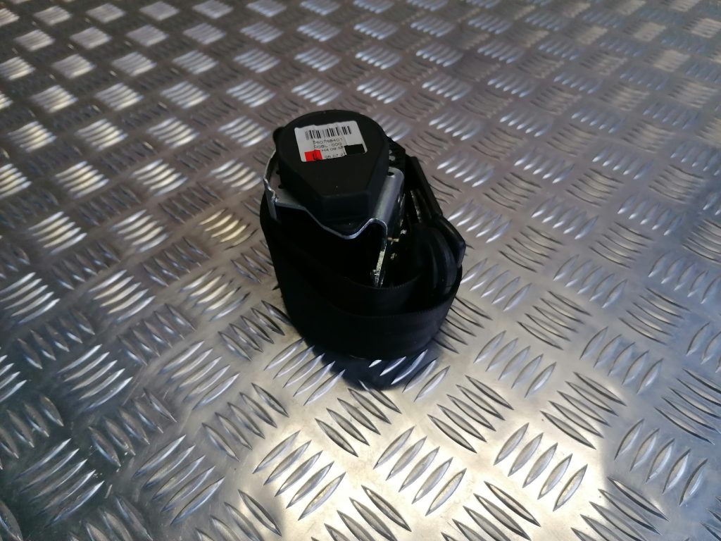 Priekšējā kreisā drošības josta priekš AUDI A4 2007 1 Priekšējā kreisā drošības josta priekš AUDI A4 2007