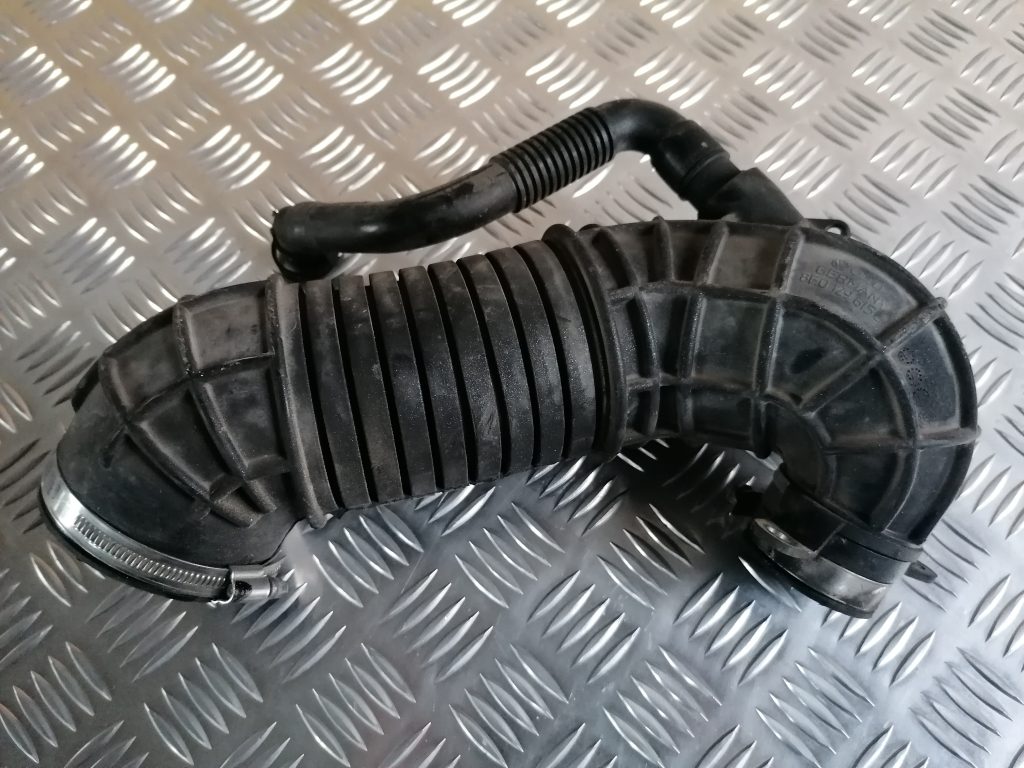 Gaisa filtra korpusa caurule priekš AUDI A4 2007 1 Gaisa filtra korpusa caurule priekš AUDI A4 2007