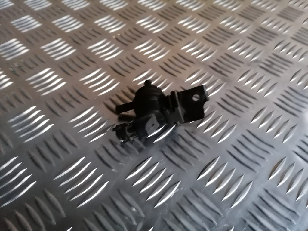 EGR vārsts priekš KIA CEED 2013 1 EGR vārsts priekš KIA CEED 2013