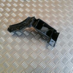 Aizmugurējā spārna un bufera stiprinājums priekš VW POLO 2008