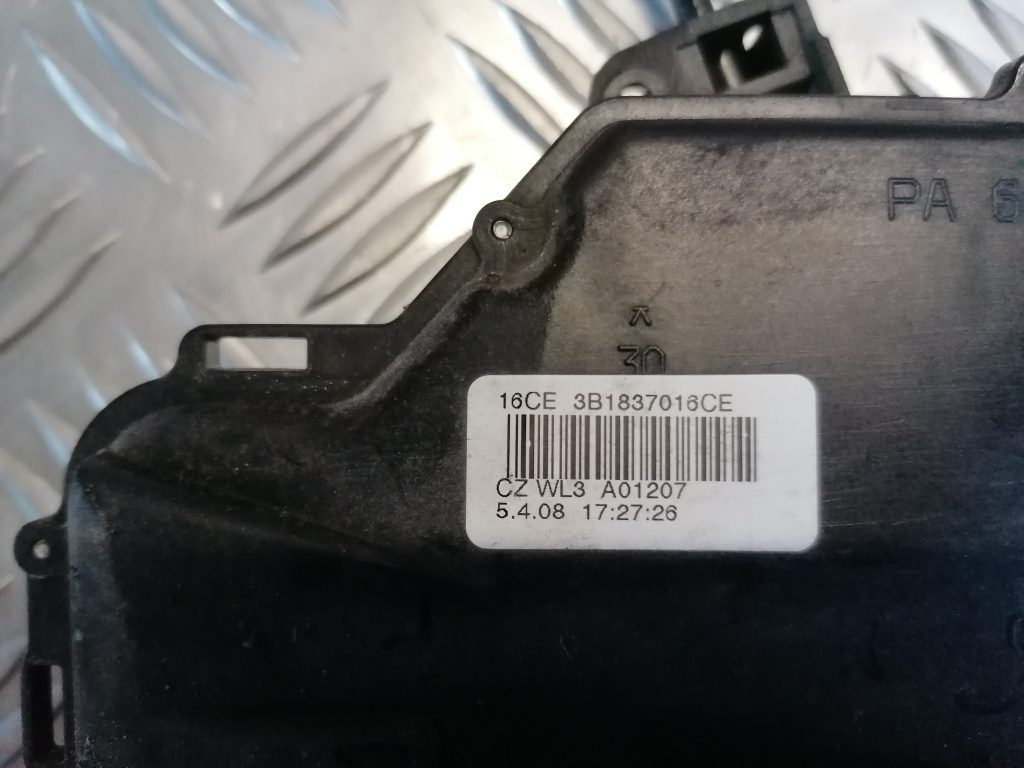 Priekšējo labo durvju slēdzene priekš ŠKODA FABIA 2008 2 Priekšējo labo durvju slēdzene priekš ŠKODA FABIA 2008