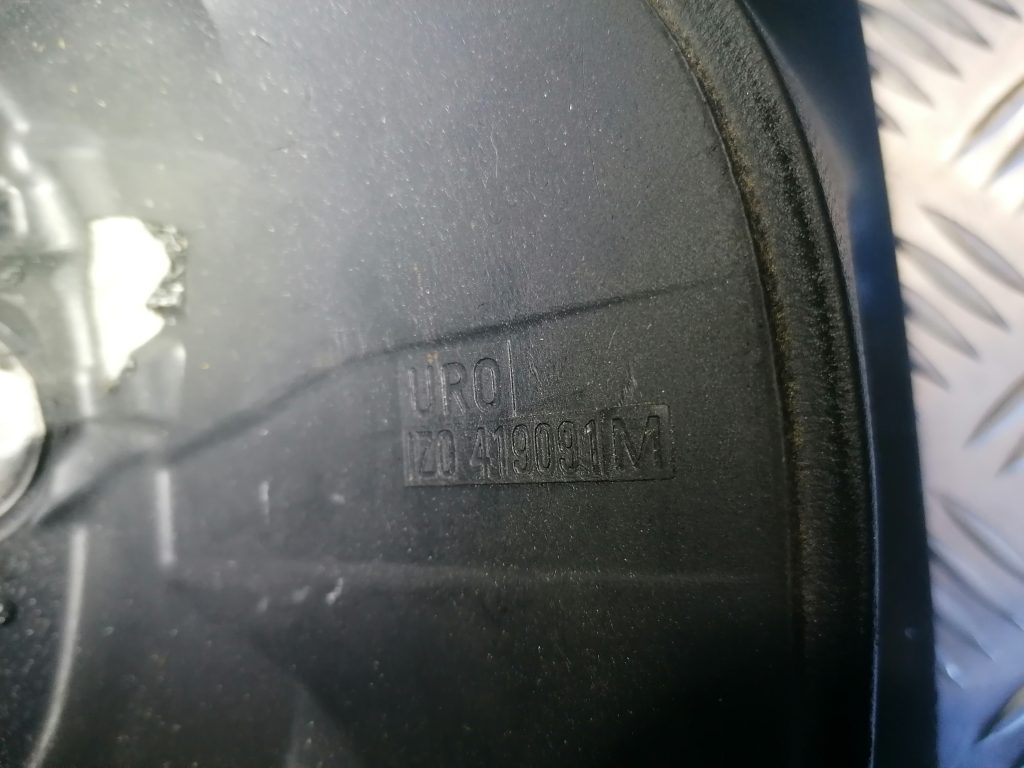 Stūre priekš ŠKODA FABIA 2008 2 Stūre priekš ŠKODA FABIA 2008