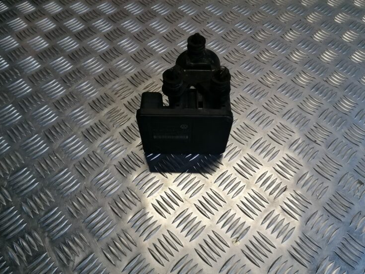 ABS bloks priekš VW TOURAN 2005