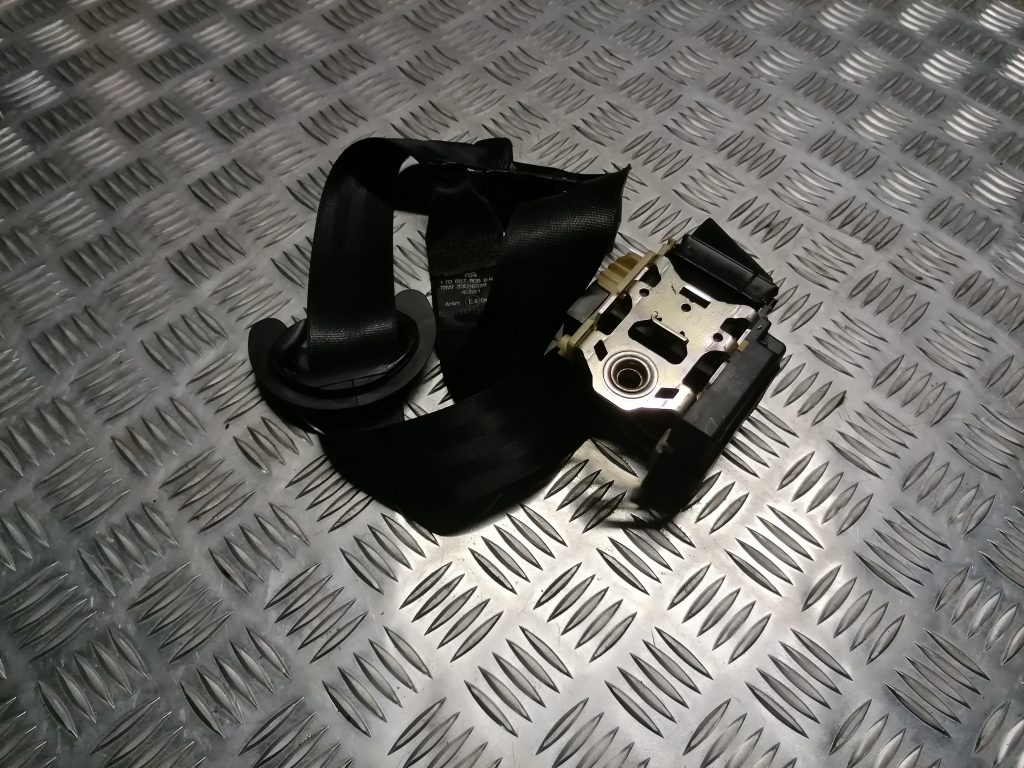 Aizmugurējā labā drošības josta priekš VW TOURAN 2005 1 Aizmugurējā labā drošības josta priekš VW TOURAN 2005