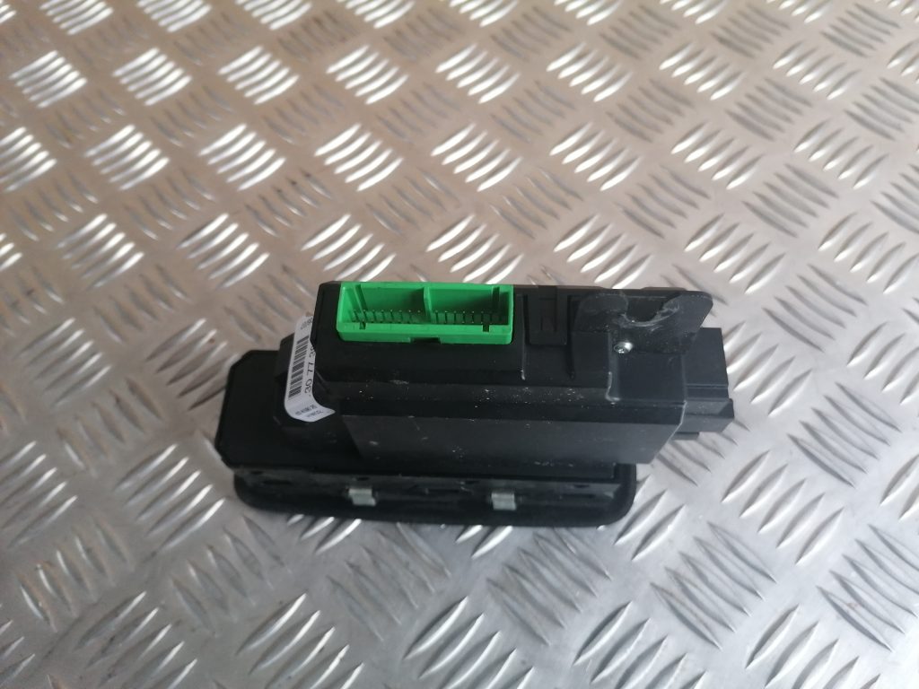 Šofera durvju slēdža pogas priekš VOLVO V70 2007 3 Šofera durvju slēdža pogas priekš VOLVO V70 2007