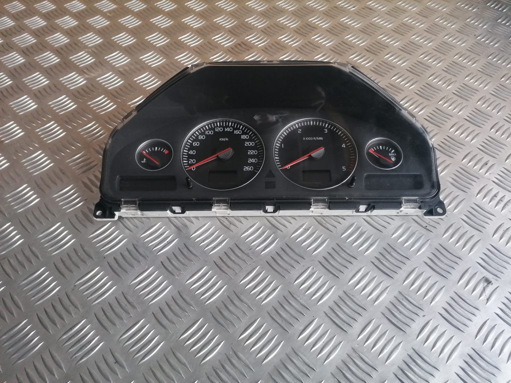 Spidometrs priekš VOLVO V70 2007 1 Spidometrs priekš VOLVO V70 2007
