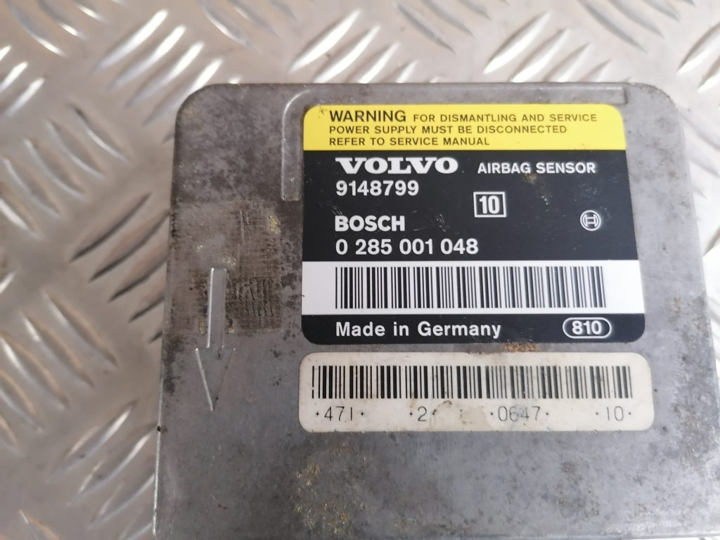 Drošības spilvena vadības bloks priekš VOLVO 850 1995 2 Drošības spilvena vadības bloks priekš VOLVO 850 1995