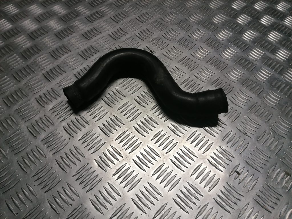 Dzesēšanas caurule priekš VOLVO 850 1995 1 Dzesēšanas caurule priekš VOLVO 850 1995