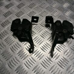 Pārsega slēdzene priekš VOLVO 850 1995