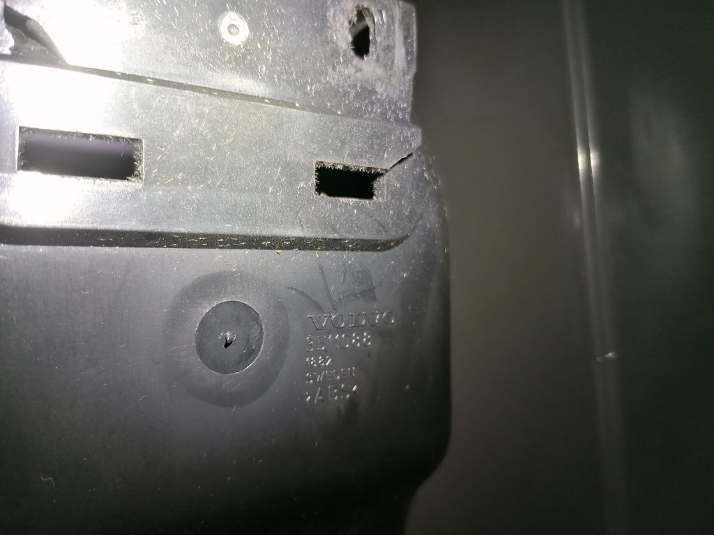 Centrālās konsoles apdares lielākā daļa priekš VOLVO 850 1995 2 Centrālās konsoles apdares lielākā daļa priekš VOLVO 850 1995