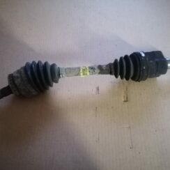 Pusass priekšējā kreisā priekš OPEL MERIVA 2005