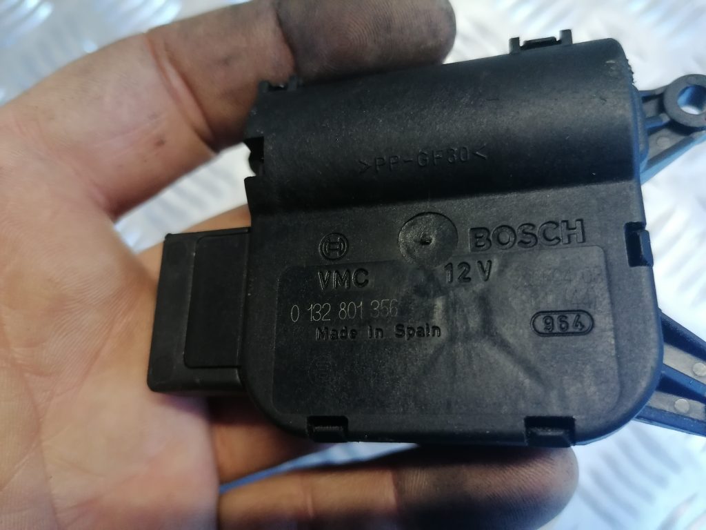 Apsildes sistēmas aktuators priekš OPEL MERIVA 2005 2 Apsildes sistēmas aktuators priekš OPEL MERIVA 2005