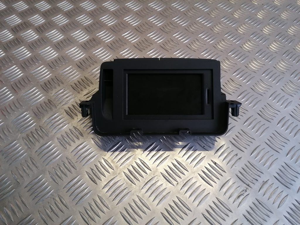 Displejs priekš RENAULT MEGANE 2011 1 Displejs priekš RENAULT MEGANE 2011