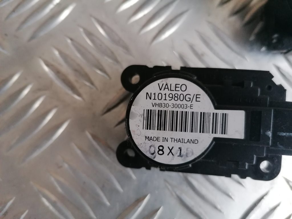 Apsildes sistēmas aktuators priekš RENAULT MEGANE 2011 3 Apsildes sistēmas aktuators priekš RENAULT MEGANE 2011