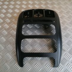 Mērinstrumentu paneļa gaisa vads, centrā priekš CHRYSLER GRAND VOYAGER 2004