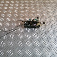 Priekšējo kreiso durvju slēdzene priekš CHRYSLER GRAND VOYAGER 2004