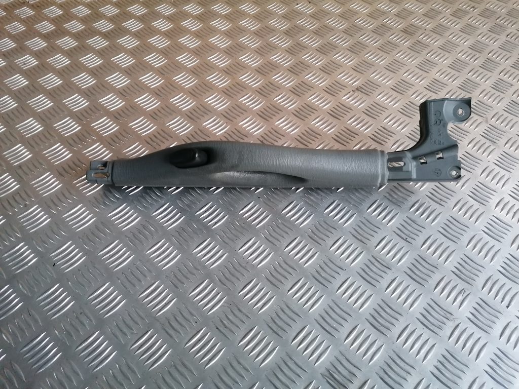 Salona durvju rokturis, aizmugures labais priekš CHRYSLER GRAND VOYAGER 2004 1 Salona durvju rokturis, aizmugures labais priekš CHRYSLER GRAND VOYAGER 2004