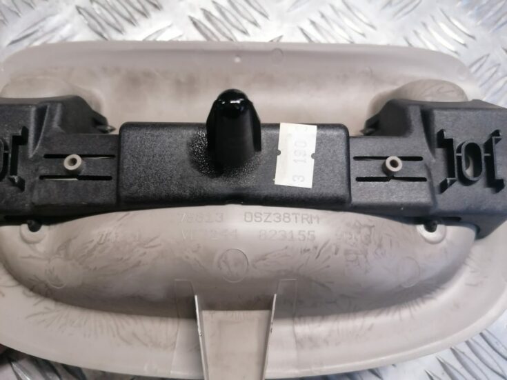 Salona rokturis griestos priekš CHRYSLER GRAND VOYAGER 2004