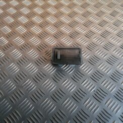 Priekšējo sēdvietu apgaismojums priekš OPEL ASTRA H 2006