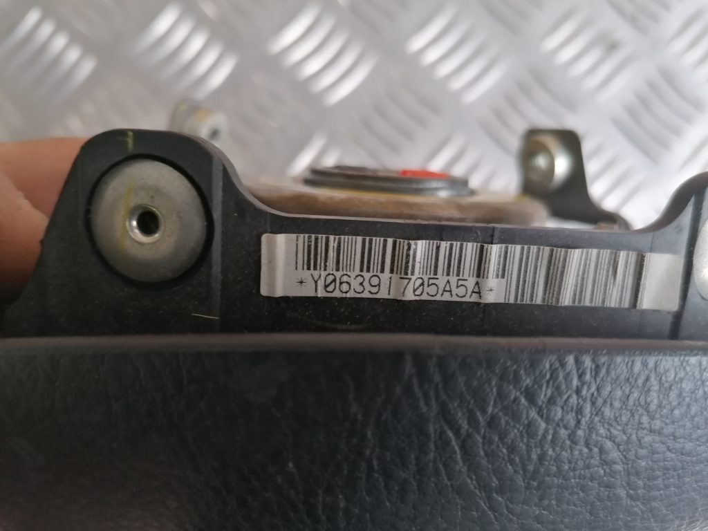 Stūres drošības spilvens priekš TOYOTA COROLLA VERSO 2005 3 Stūres drošības spilvens priekš TOYOTA COROLLA VERSO 2005