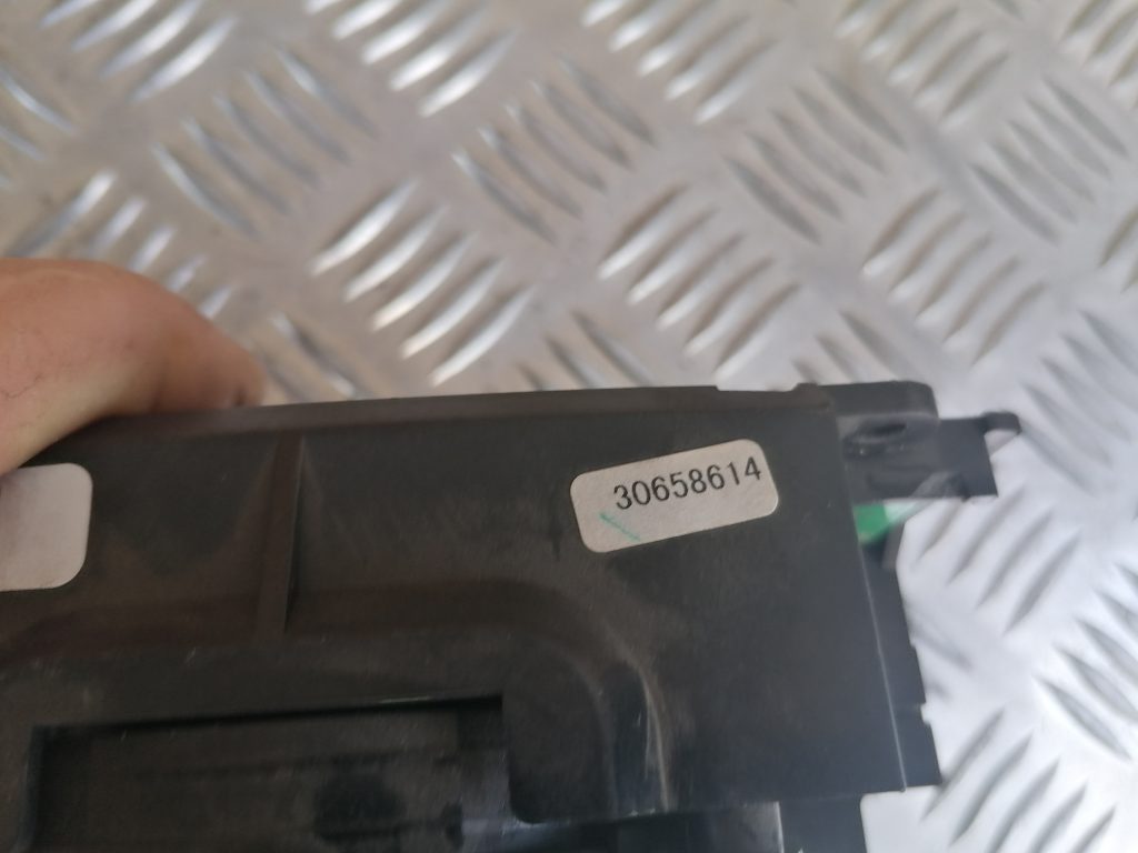 Drošības spilvena slīdgredzens priekš VOLVO V70 2004 3 Drošības spilvena slīdgredzens priekš VOLVO V70 2004