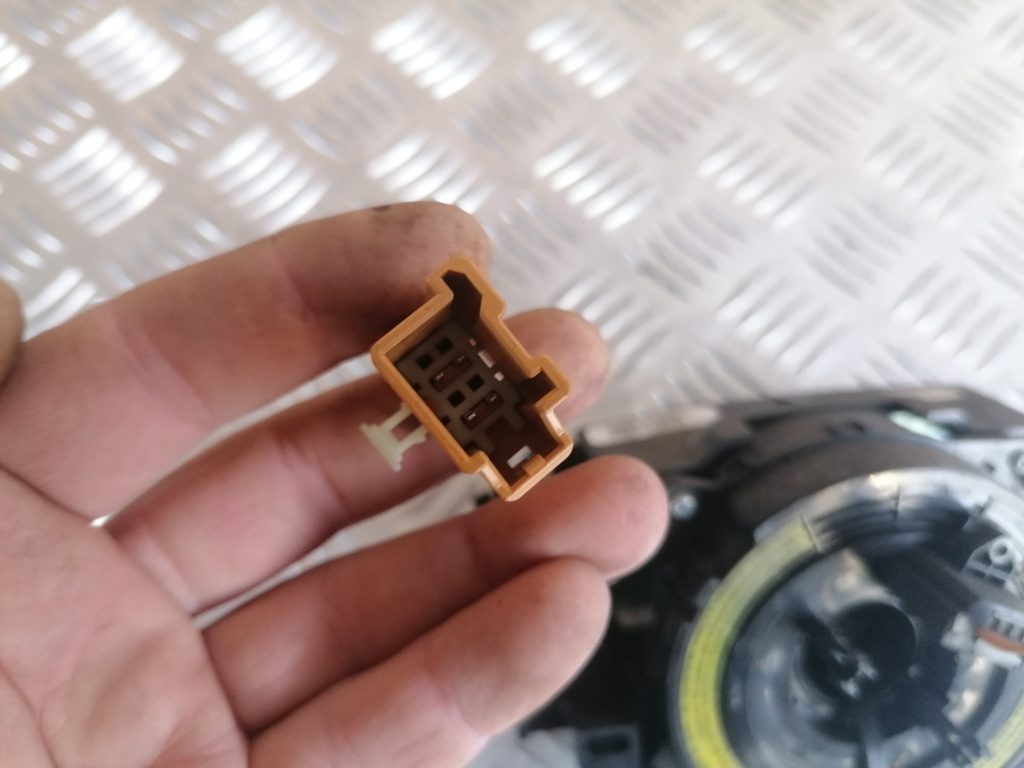 Drošības spilvena slīdgredzens priekš VOLVO V70 2004 5 Drošības spilvena slīdgredzens priekš VOLVO V70 2004