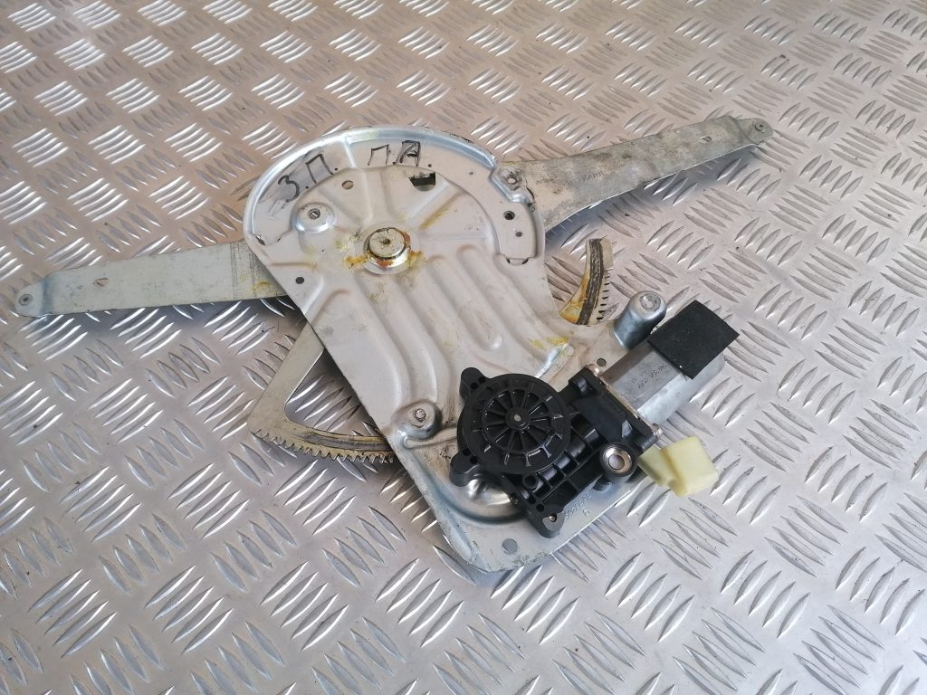 Stikla pacelšanas mehānisms priekšējais labais priekš VOLVO V70 2004 2 Stikla pacelšanas mehānisms priekšējais labais priekš VOLVO V70 2004