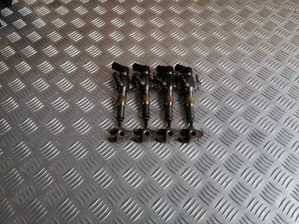 Degvielas smidzinātājs priekš FORD C-MAX 2011 1 Degvielas smidzinātājs priekš FORD C-MAX 2011