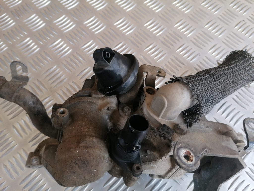 EGR vārsta dzesētājs priekš FORD C-MAX 2011 3 EGR vārsta dzesētājs priekš FORD C-MAX 2011